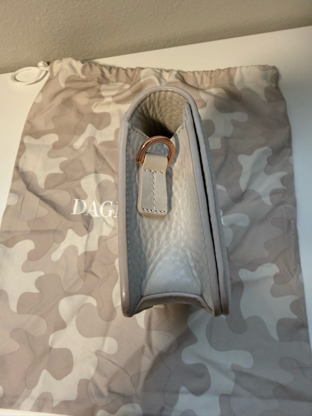 Dagne Dover Cream Leather Crossbody Bag - Picture 4 of 13